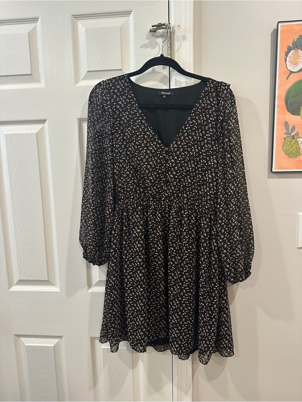 Madewell Black Floral V‑Neck Long Sleeve Mini Dress